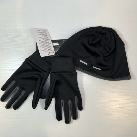 Nike Running Therma Women's Hat and Glove Set, Small/XS - Picture 4 of 10